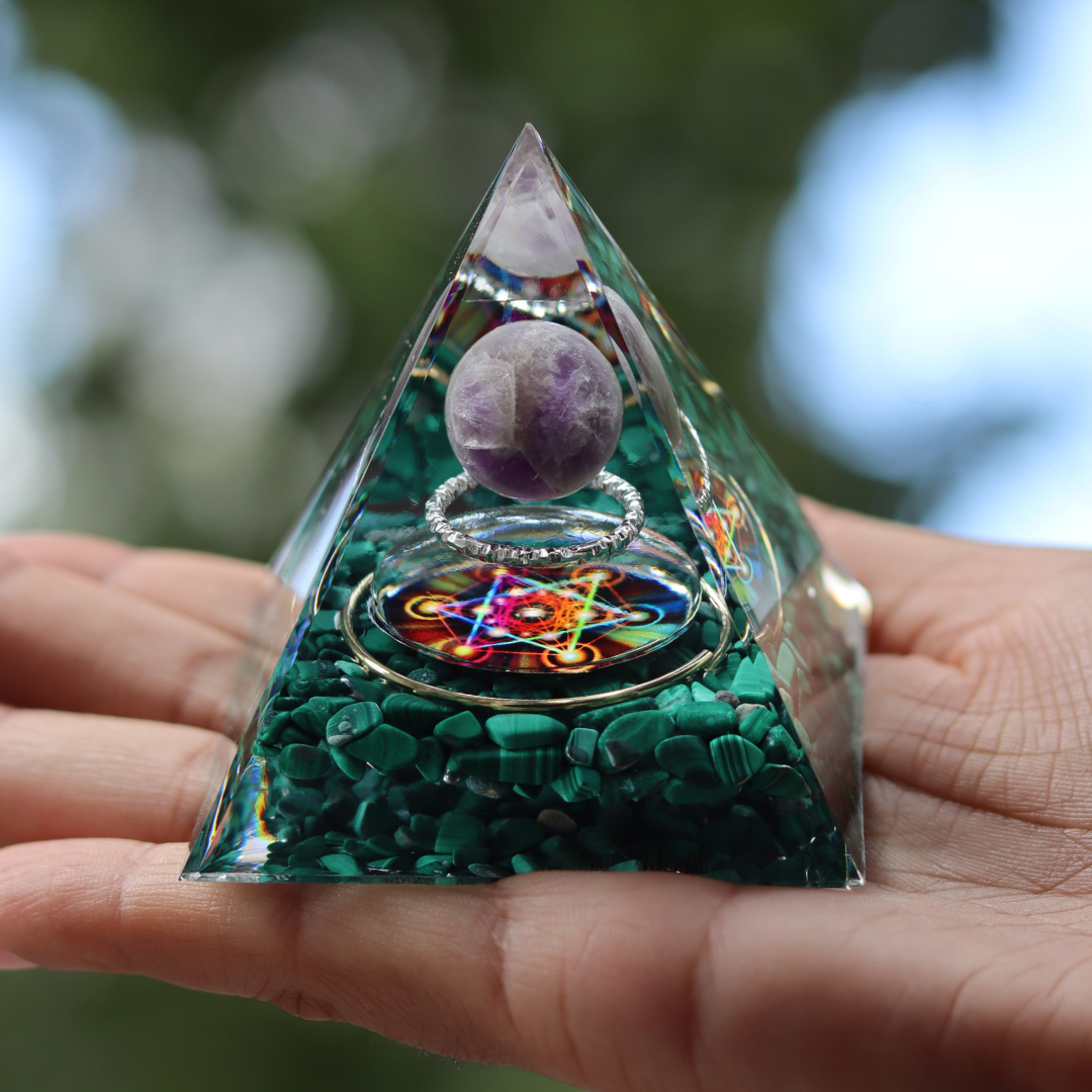 Orgonite Pyramide – Protection, Harmonie & Élévation Spirituelle