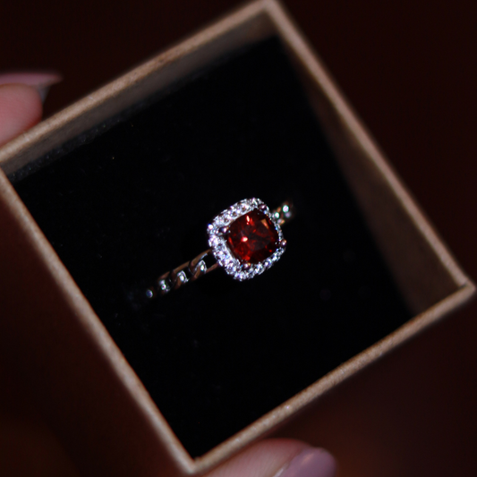 Bague Aura Rouge – Grenat AAA & Argent 925 Ajustable
