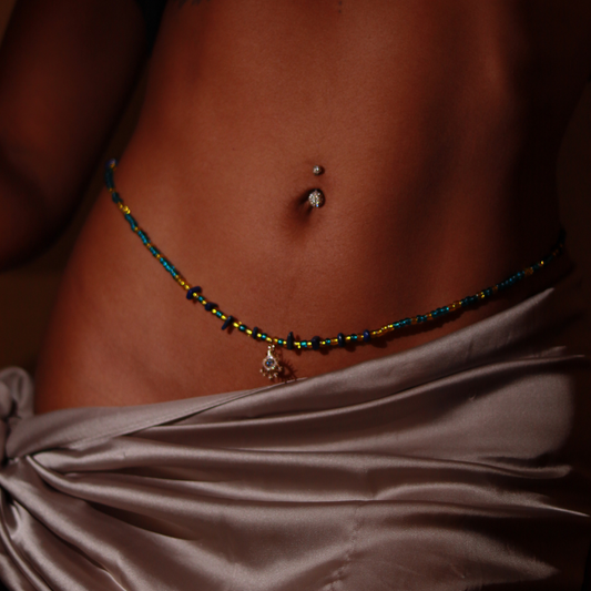 Neith – Baya en Lapis Lazuli et doré