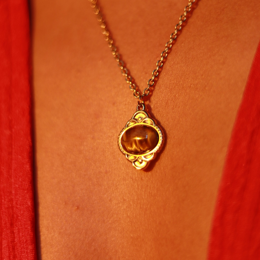 Collier “Athéna” – L’Amulette de Clarté